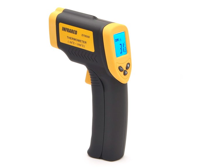 Laserski IR termometer DT8550