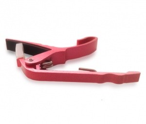 Kapodaster za kitaro rdeč