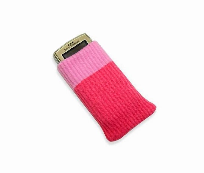 Roza nogavička za telefon