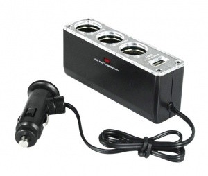 Avto vtičnica razdelilec in USB priklop
