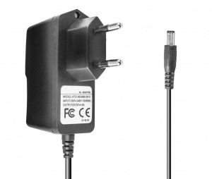 Omrežni polnilec 5V 5,5 x 2,1mm 2000mA