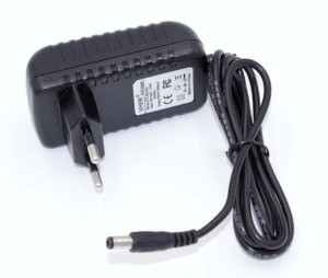 Napajalnik 22,5W 9V 2,5A 5,5 x 2,1mm
