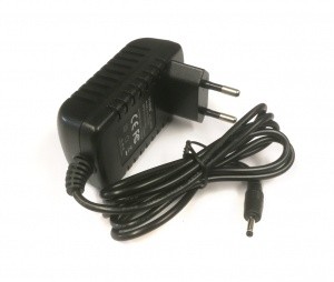 Napajalnik 18W 12V 15000mA 3,0 x 1,1mm