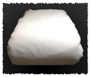 Mreža proti komarjem na meter bele barve