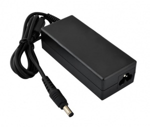 Napajalnik za Lenovo in Fujitsu Siemens 65W 20V 3,25A 5,5 x 2,5mm