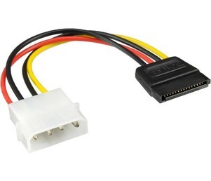 Adapter iz molex na SATA