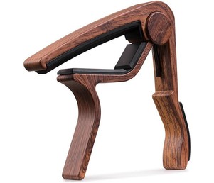 Kapodaster - naravni les