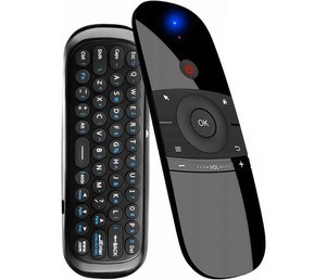 Univerzalni daljinec za TV s qwerty tipkovnico in funkcijo pametne miške