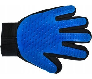 Rokavica za česanje psov ali mačk