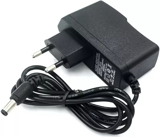 Napajalnik 9V, 1A (9W) 5,5 x 2,1mm