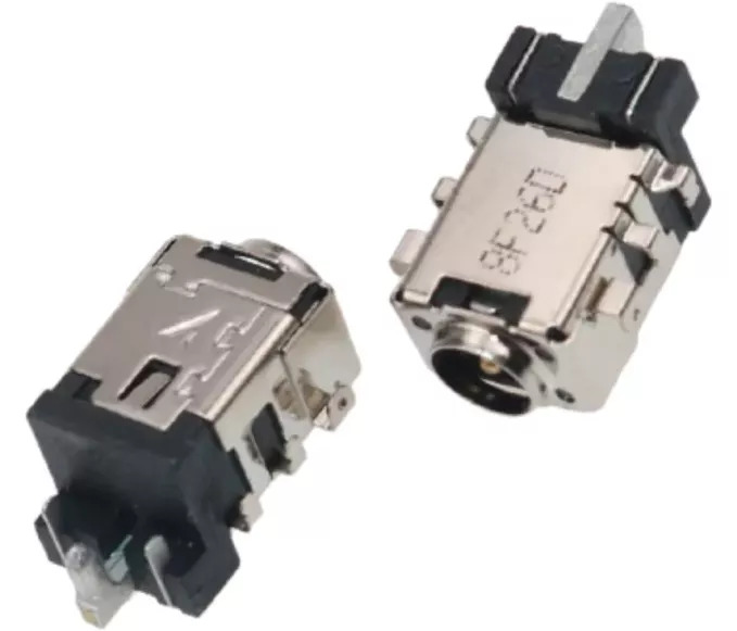 Vtičnica za Asus K556,.. 4,0 x 1,35 mm