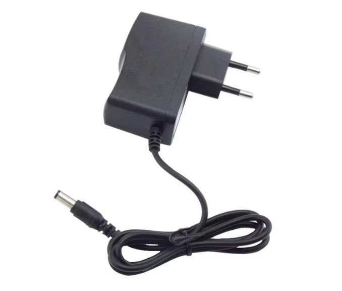 Napajalnik 6V, 2A (12W) 5,5 x 2,5mm