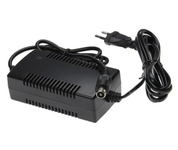 Polnilec za električno kolo z 36V baterijo - 42V, 2A, 2 pin